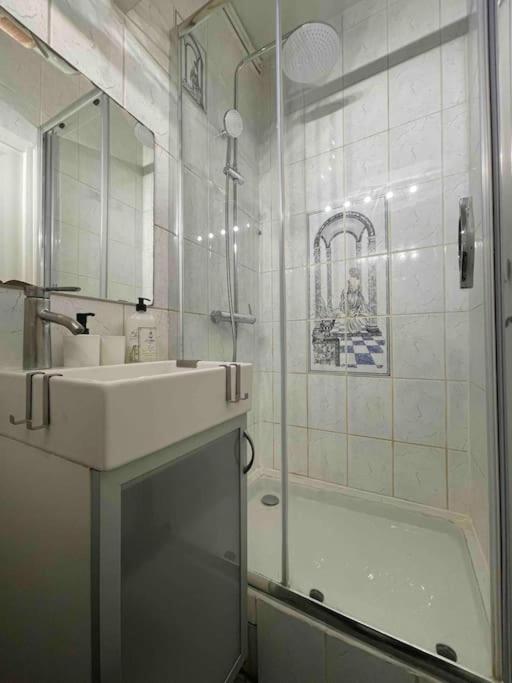 Superbe Appart Entier Au Pied De La Gare Rer, A 15 Min De Paris & Orly Juvisy-sur-Orge Exterior photo